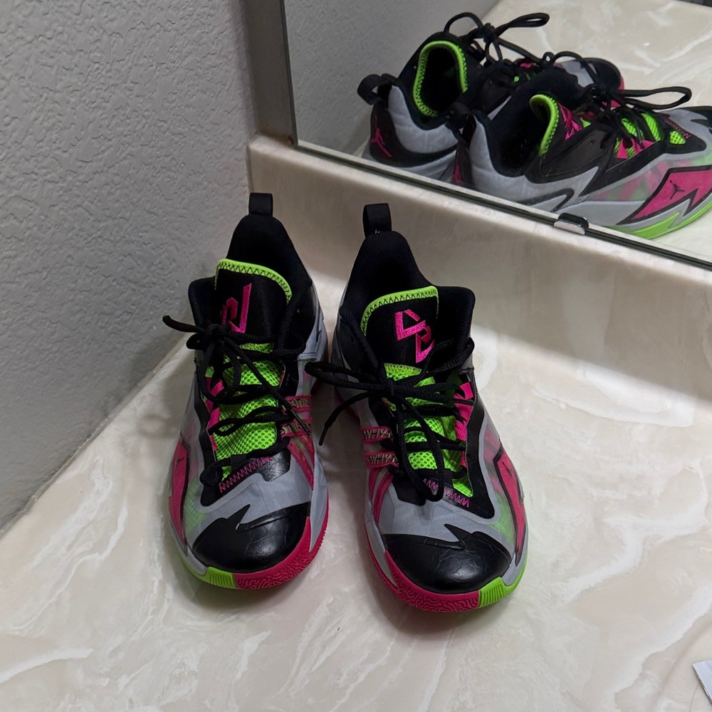 Nike Kids' Black and Neon Green Sneakers